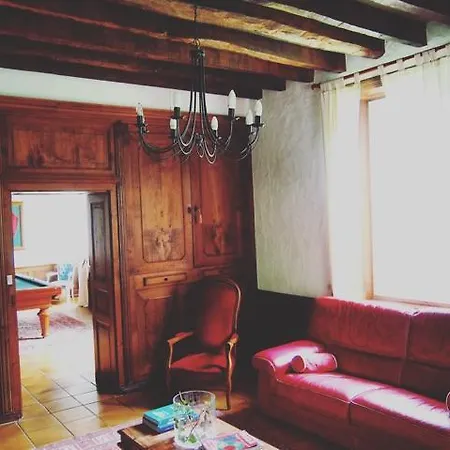 Oda ve Kahvaltı Domaine De Silencenia Louhossoa