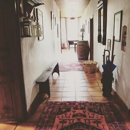 Domaine De Silencenia Oda ve Kahvaltı